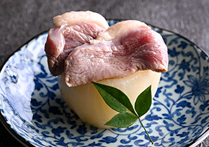 鴨治部煮 丸蕪射込み