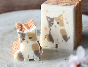 萬久の型ぬきバウム さくらねこ