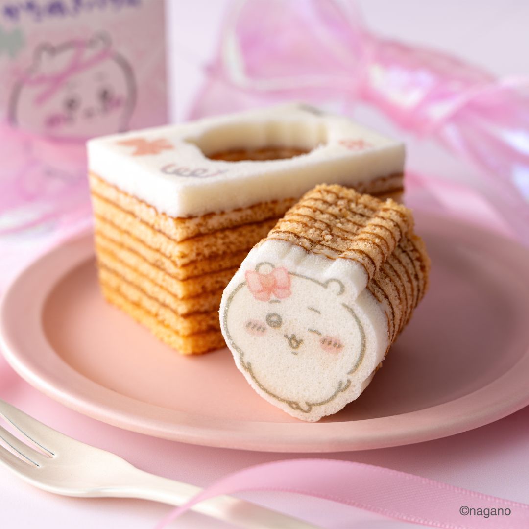 ちいかわかたぬきバウム　リボン・ちいかわ（いちご）